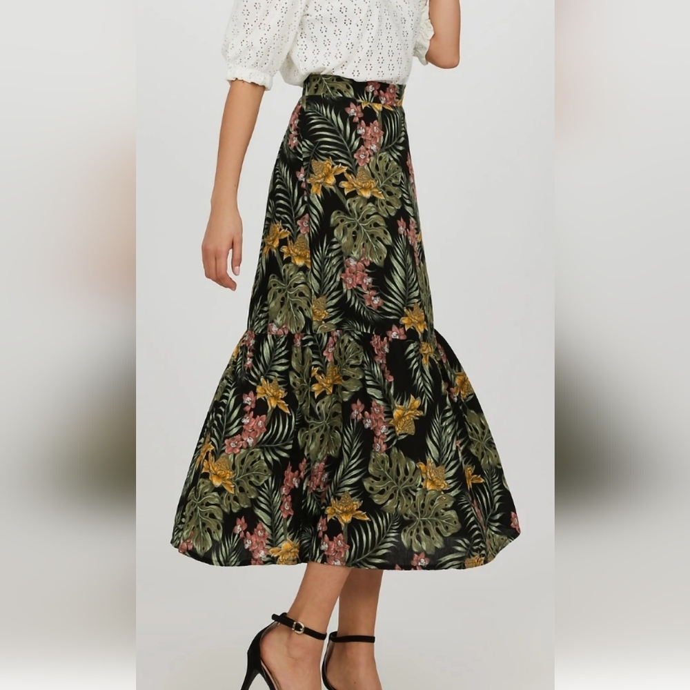 Suzy Shier Black Floral Maxi Skirt